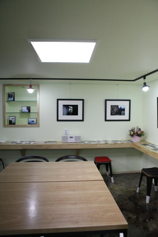Yeosu Inn Hostel Екстер'єр фото