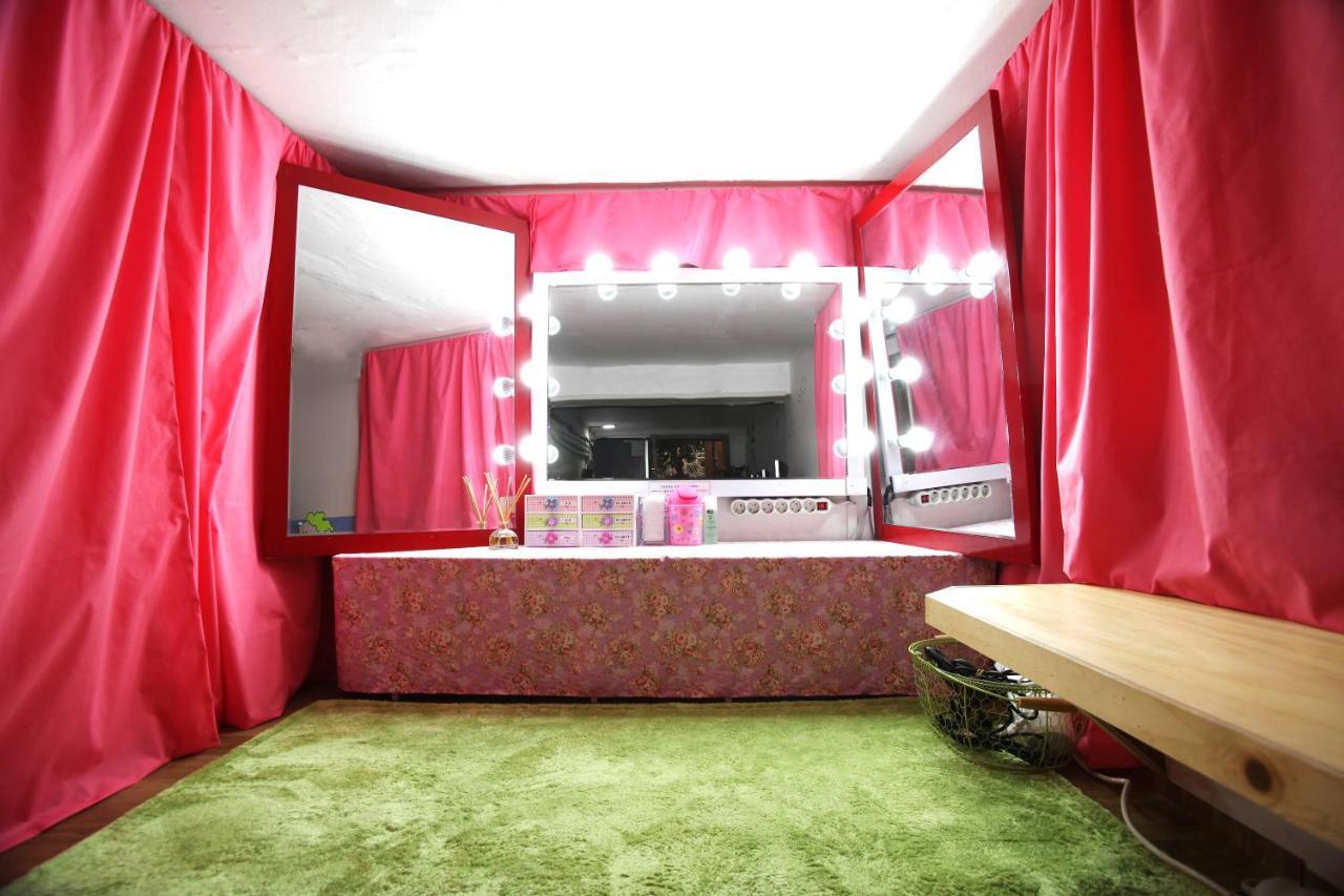 Yeosu Inn Hostel Екстер'єр фото
